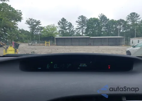 2011 Toyota Prius Five/Four/One/Three/Two из США, поврежденный, VIN JTDKN3DU9B1377965